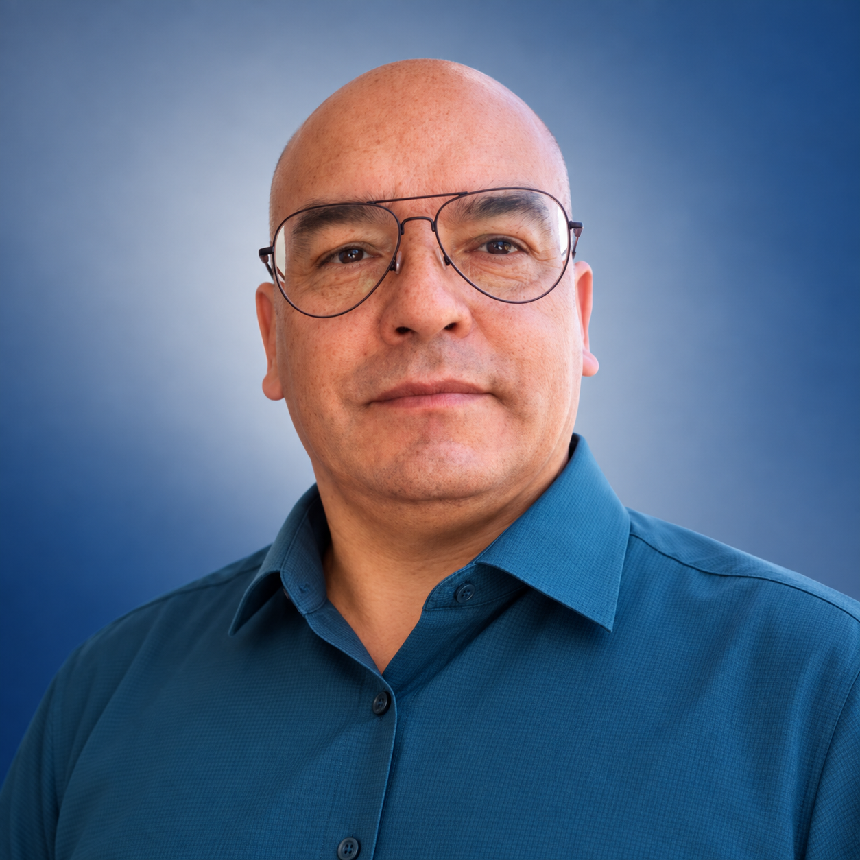 Alejandro Herrera Díaz, presidente SINTUD y columnista PTT Noticias